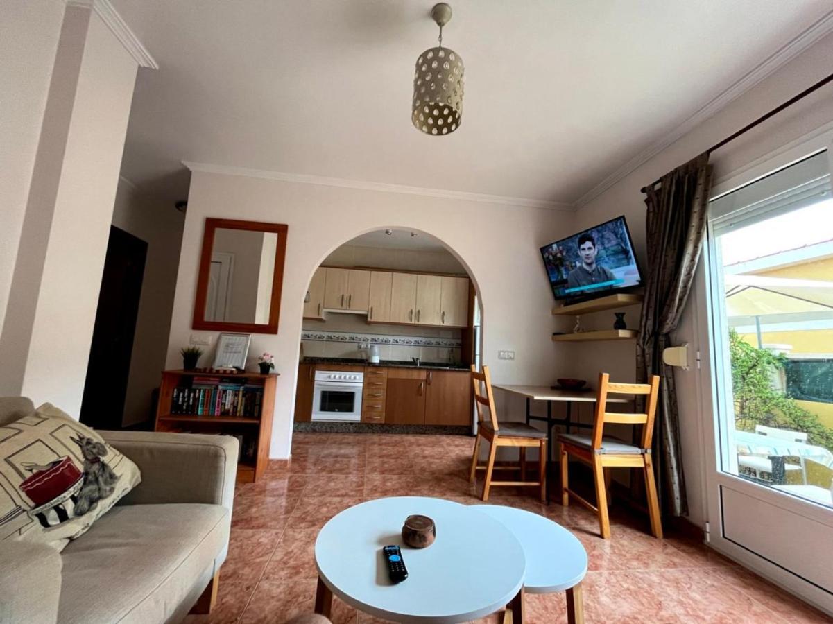 Casa Helios, Situated In Holiday home